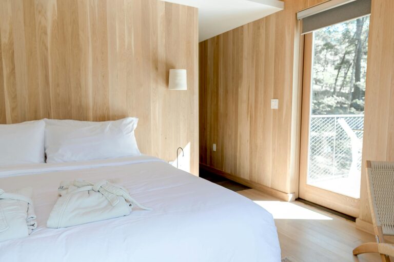 How to Refresh Your Bedroom on a Budget: Simple and Stylish Ideas